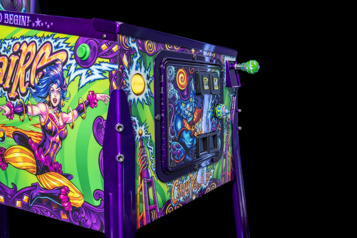 Cirqus Voltaire Ringmaster Edition